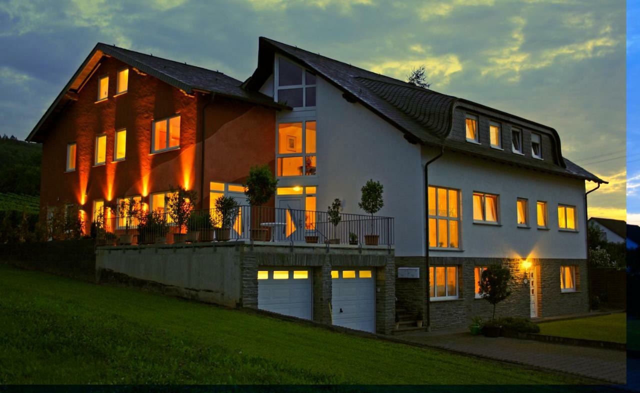 Gaestehaus Vinaria Kinheim Exteriör bild